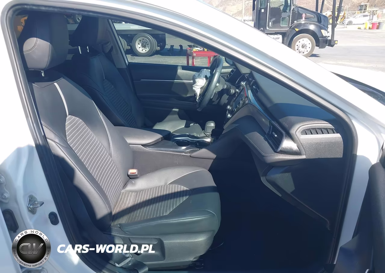 2020 Toyota Camry Se VIN:4T1M11AK7LU982171 - 5