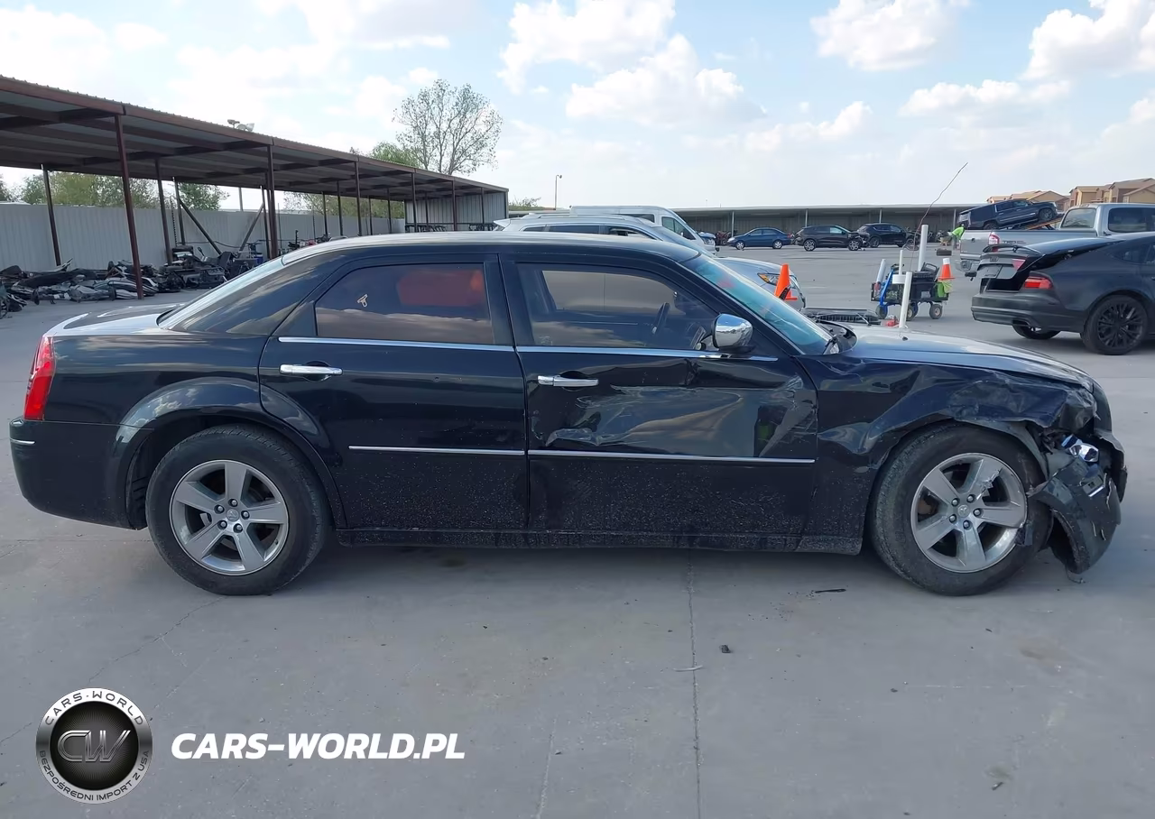 2010 Chrysler 300 Touring-Signature Series-Executive Series VIN:2C3CA5CV3AH262868 - 13