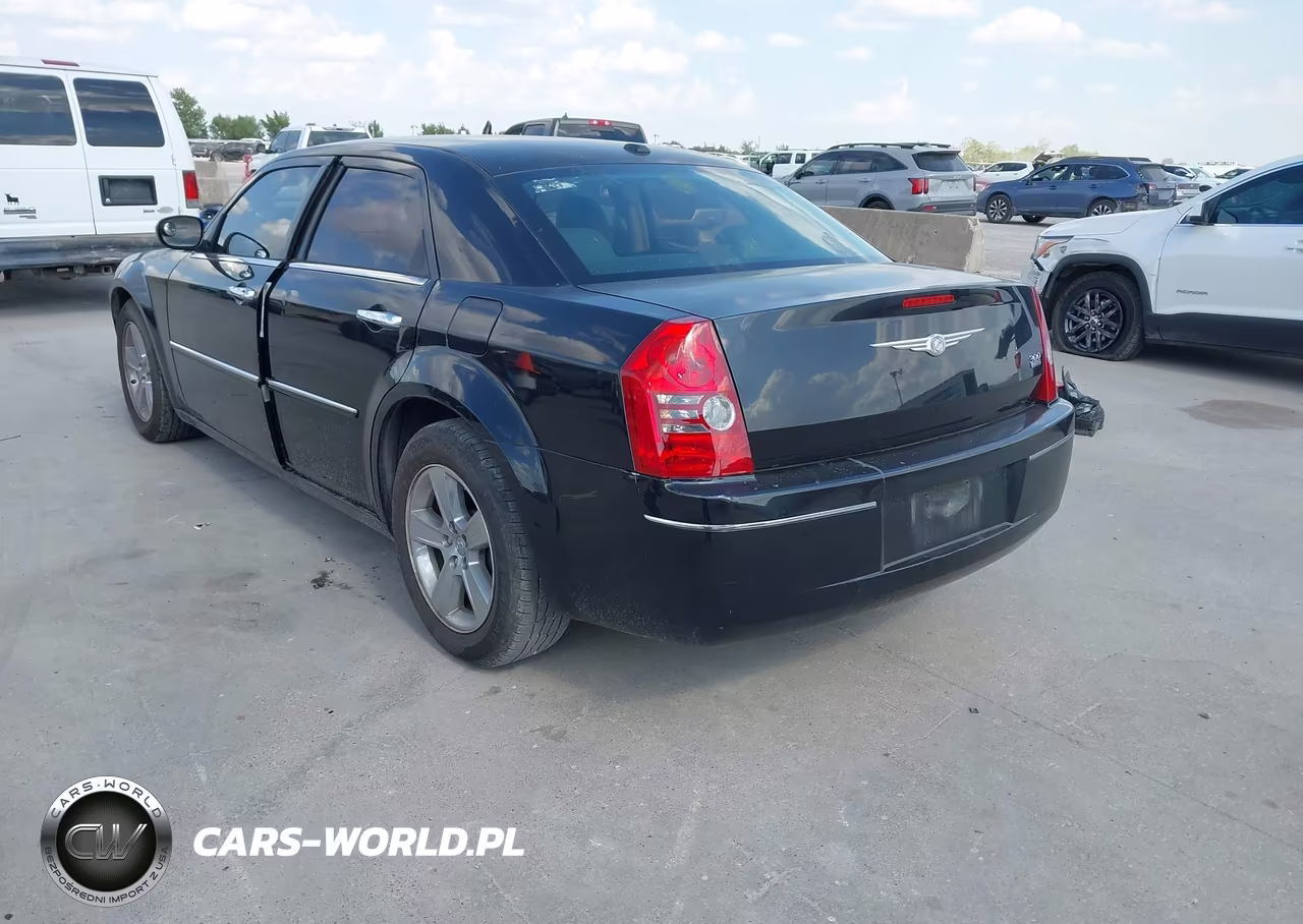 2010 Chrysler 300 Touring-Signature Series-Executive Series VIN:2C3CA5CV3AH262868 - 3