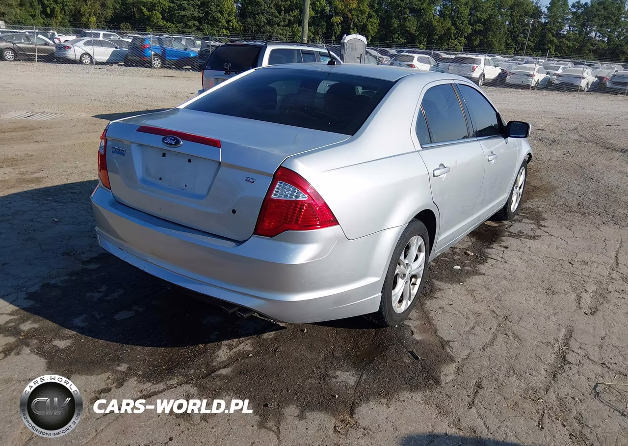 2012 Ford Fusion Se VIN:3FAHP0HA8CR355665 - 4