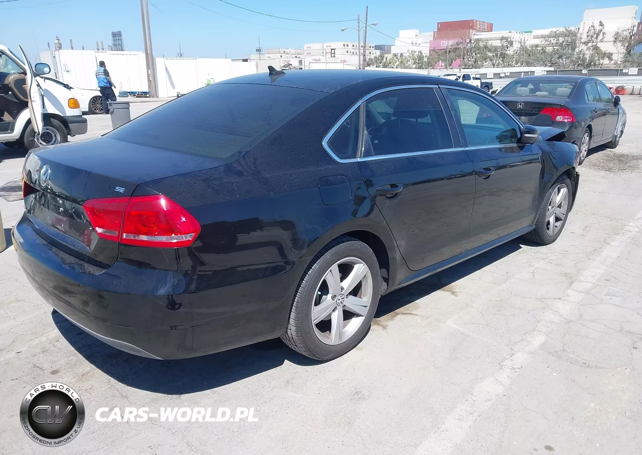 2013 Volkswagen Passat 2.5L Se VIN:1VWBP7A33DC091403 - 4