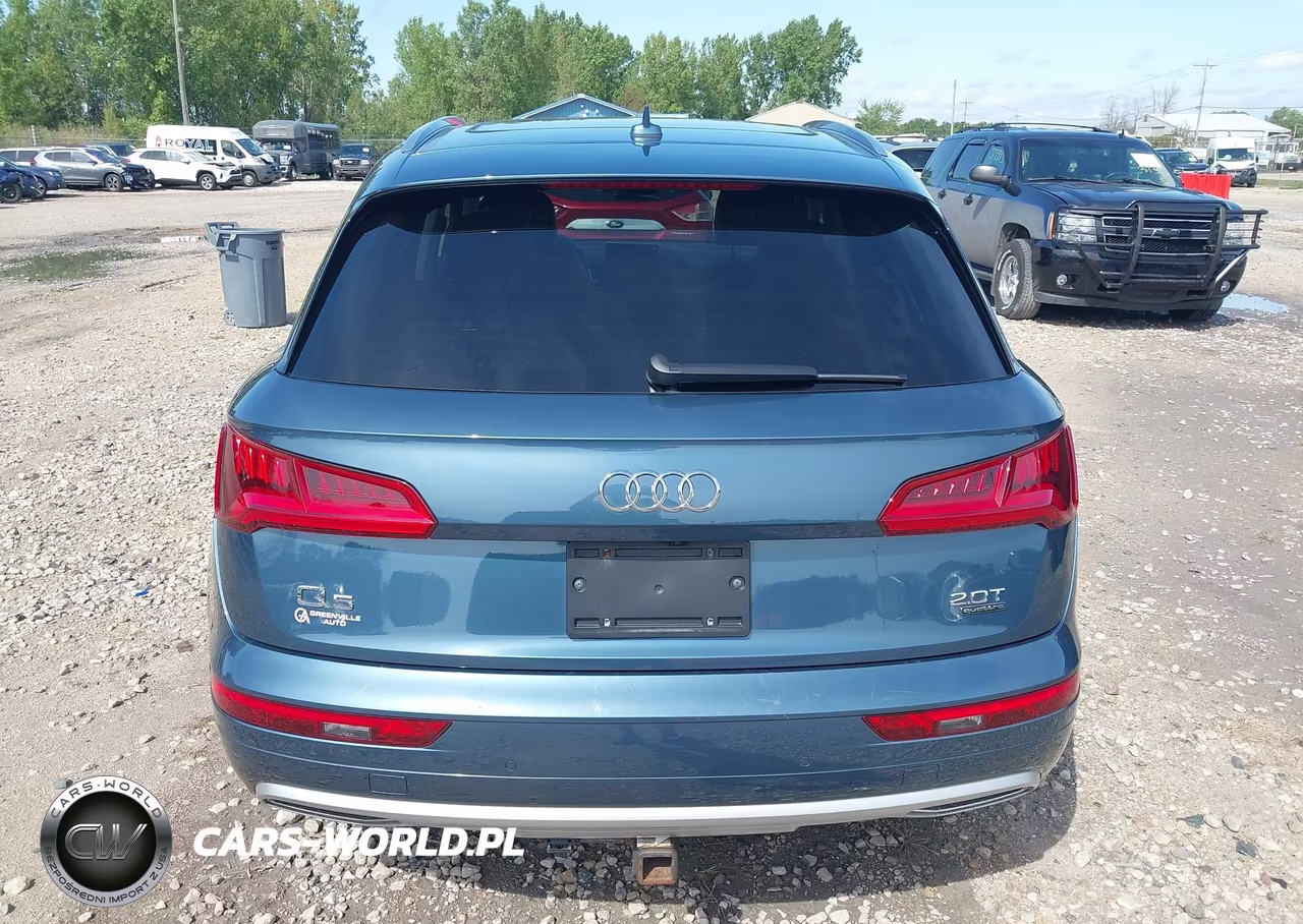 2018 Audi Q5 2.0T Premium-2.0T Tech Premium VIN:WA1CNAFY6J2225704 - 16
