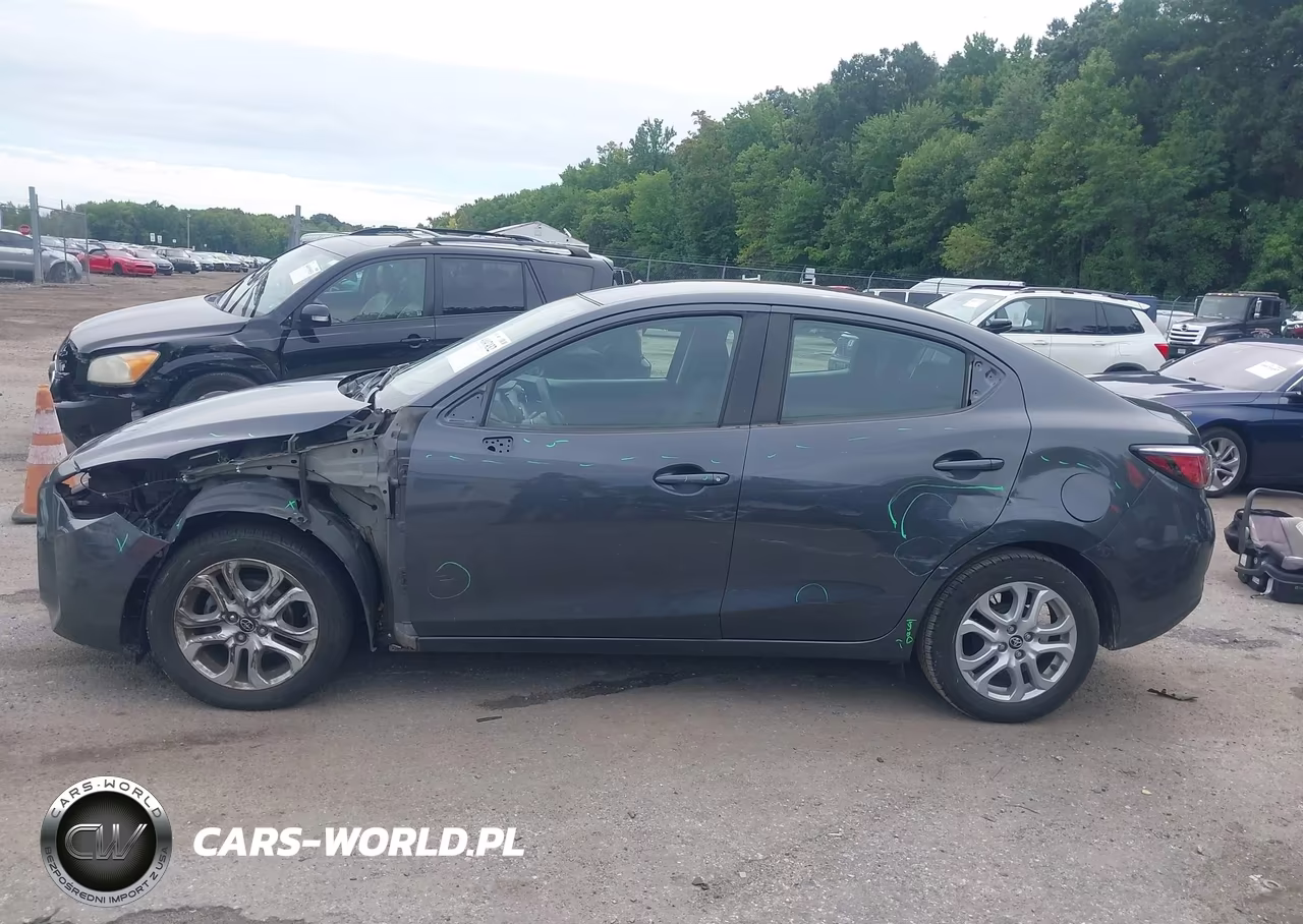 2018 Toyota Yaris Ia VIN:3MYDLBYVXJY307656 - 15
