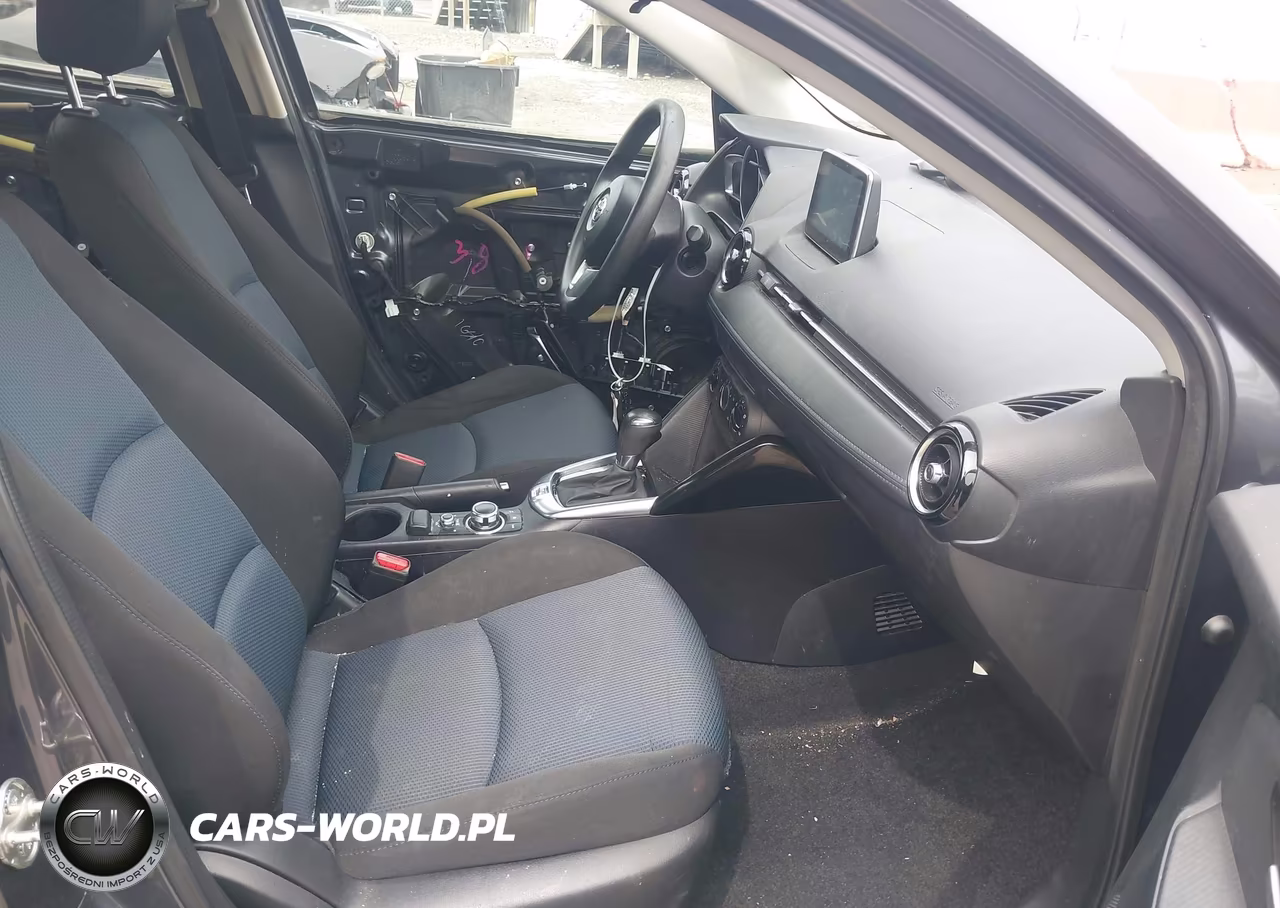 2018 Toyota Yaris Ia VIN:3MYDLBYVXJY307656 - 5