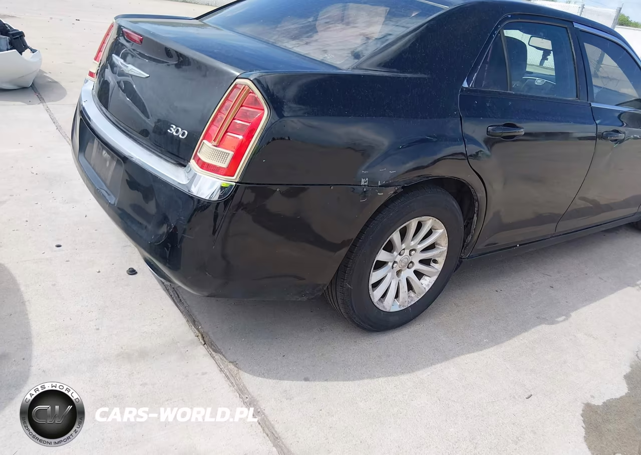 2012 Chrysler 300 VIN:2C3CCAAG3CH104430 - 12