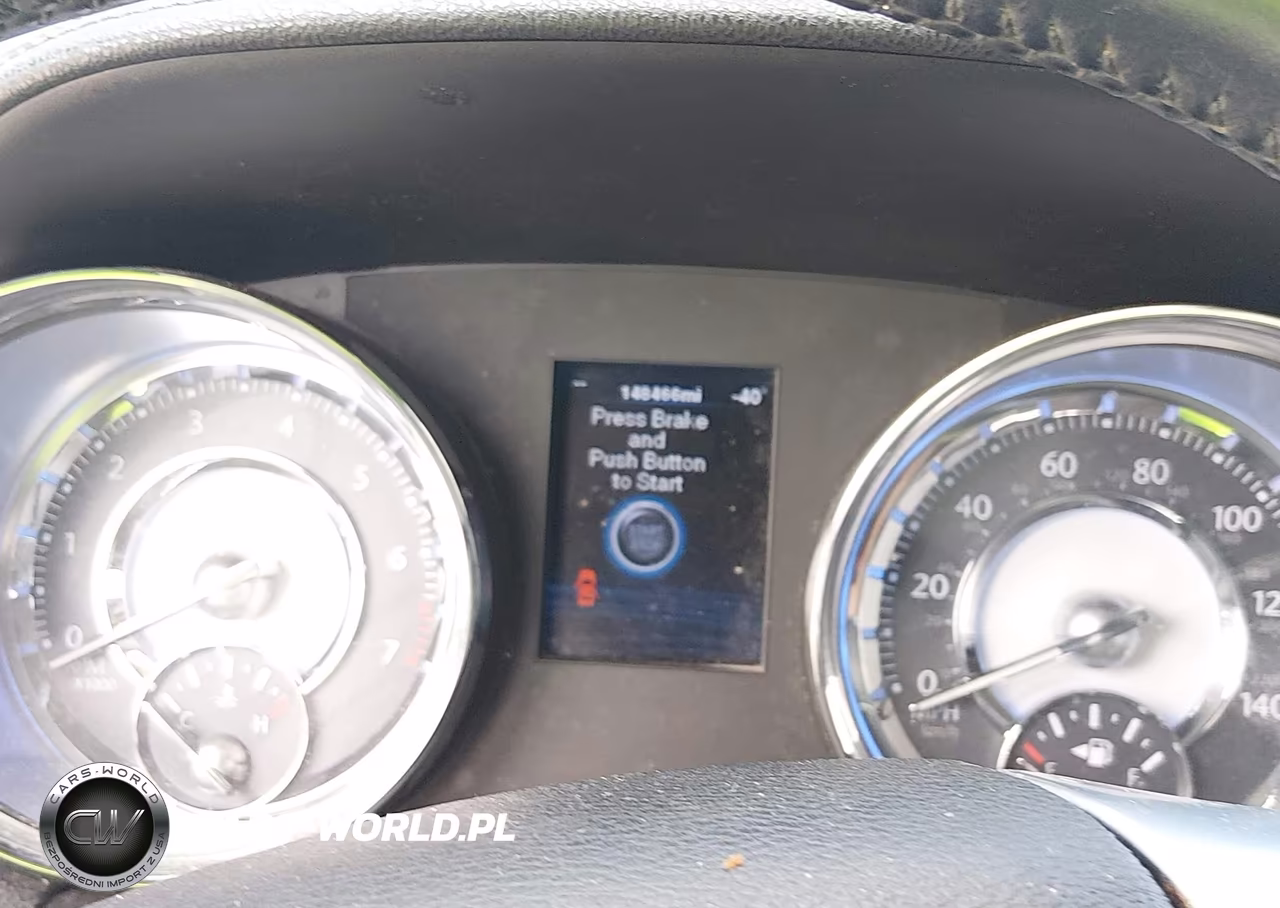 2012 Chrysler 300 VIN:2C3CCAAG3CH104430 - 7