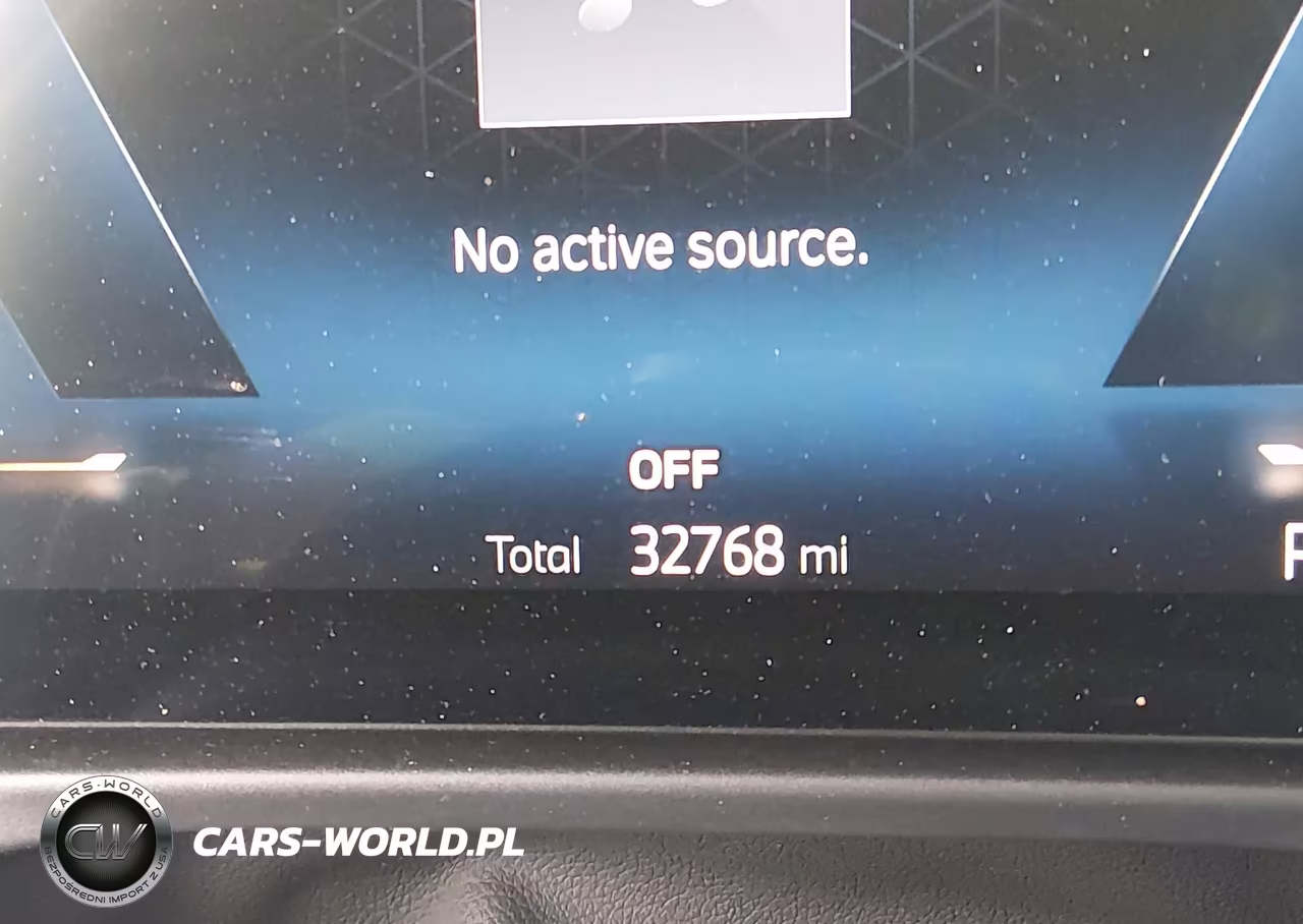 2024 BMW 330I VIN:3MW69FF03R8E09815 - 15