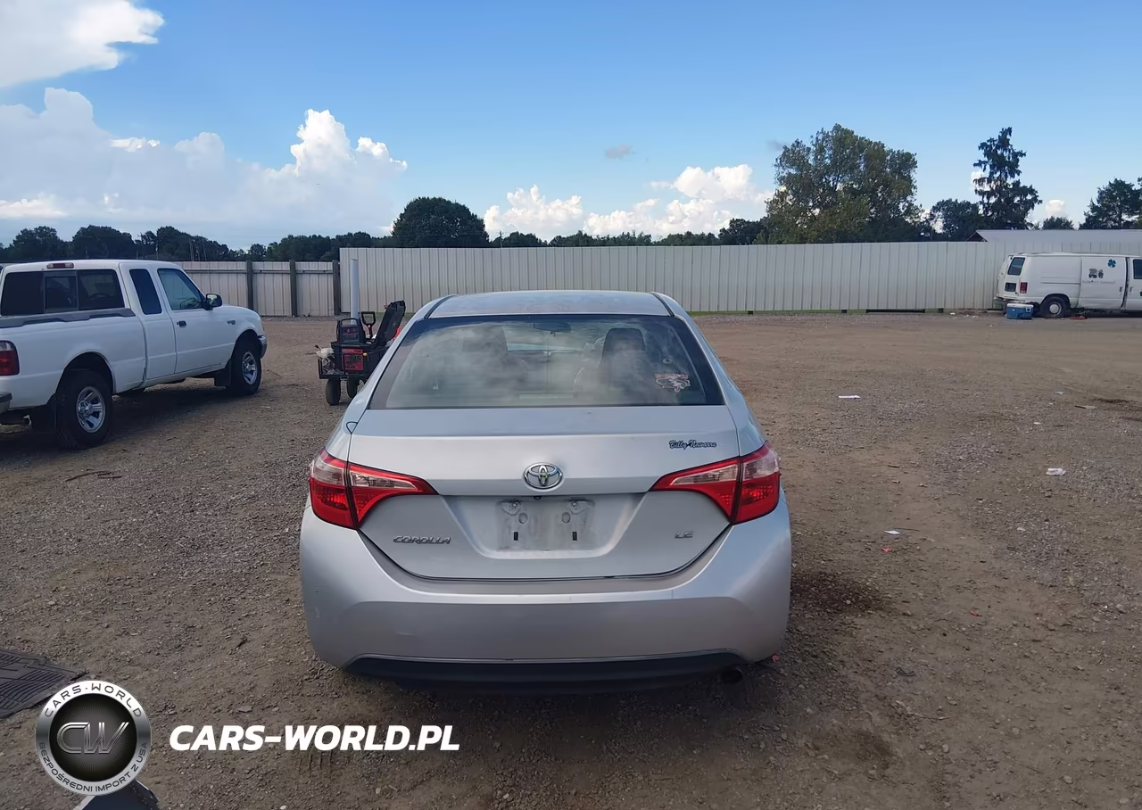 2017 Toyota Corolla Le VIN:2T1BURHE0HC946120 - 16