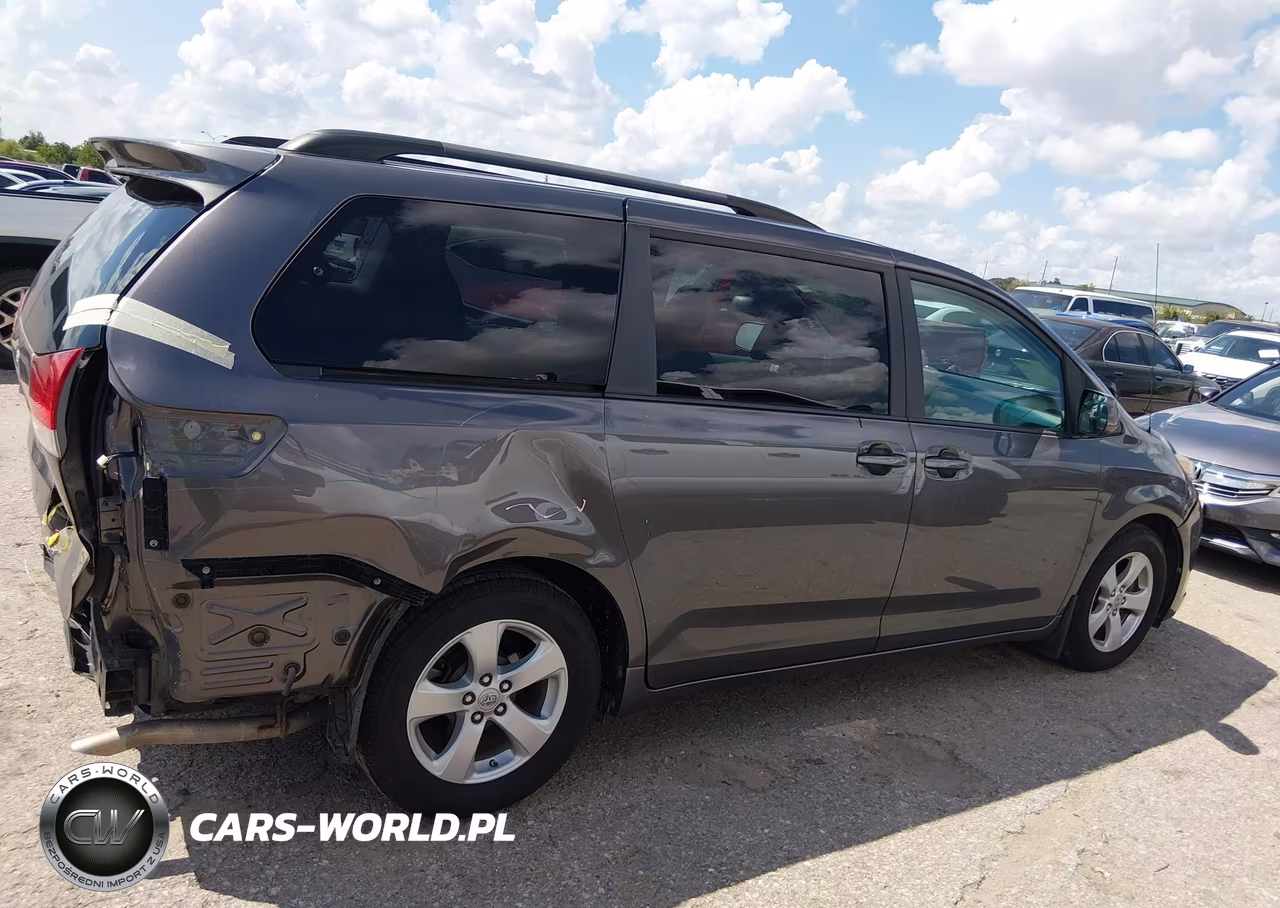 2012 Toyota Sienna Le V6 8 Passenger VIN:5TDKK3DC7CS234551 - 13