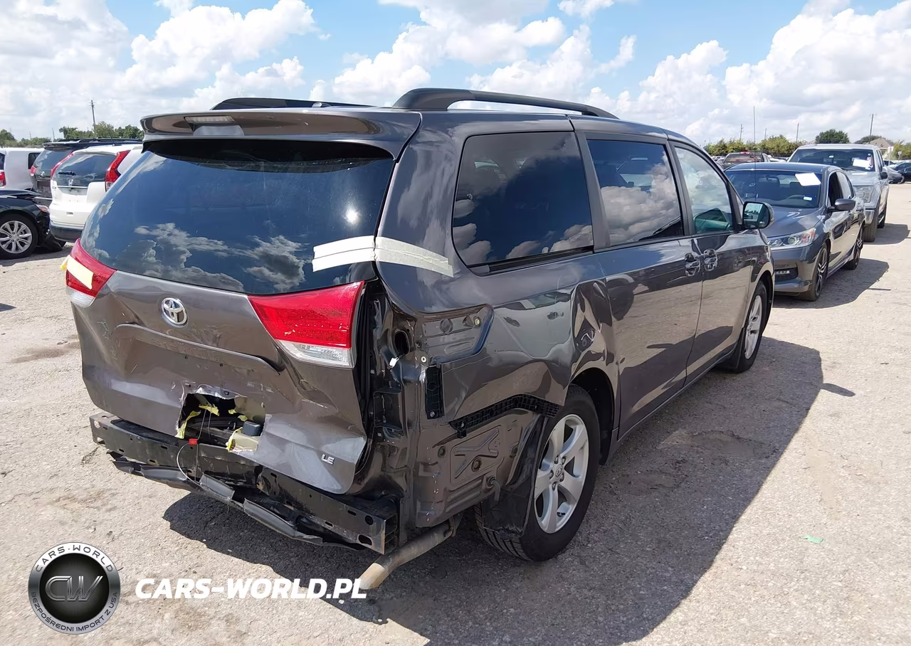 2012 Toyota Sienna Le V6 8 Passenger VIN:5TDKK3DC7CS234551 - 4