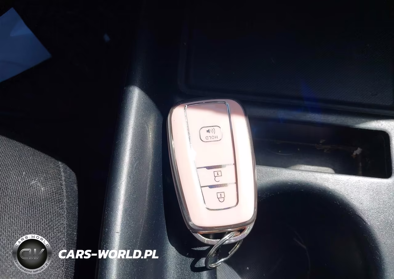 2022 Toyota Prius Le VIN:JTDKAMFU8N3178946 - 11