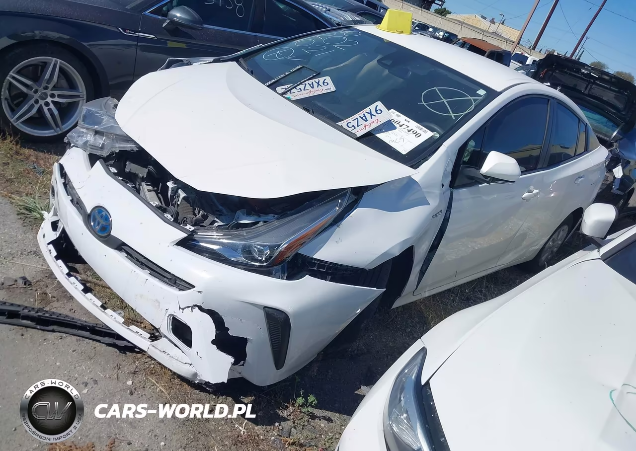 2022 Toyota Prius Le VIN:JTDKAMFU8N3178946 - 2