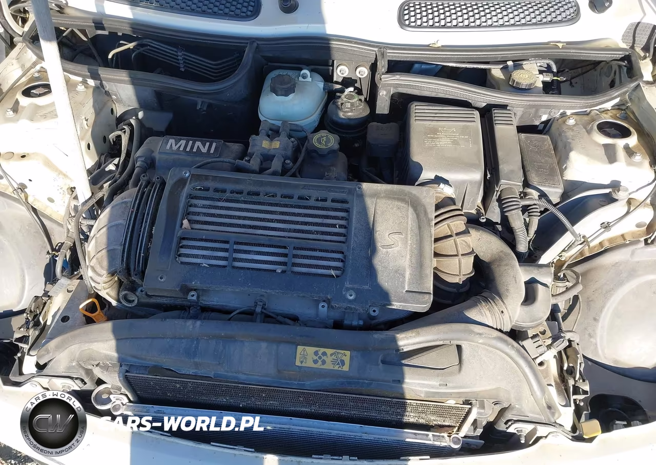 2006 Mini Cooper S VIN:WMWRE33516TJ35526 - 10