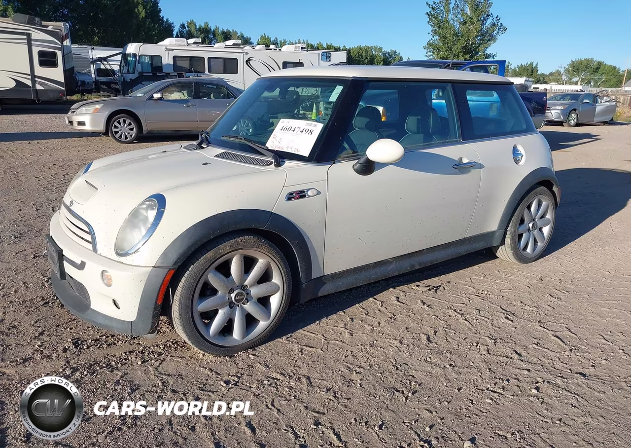 2006 Mini Cooper S VIN:WMWRE33516TJ35526 - 2