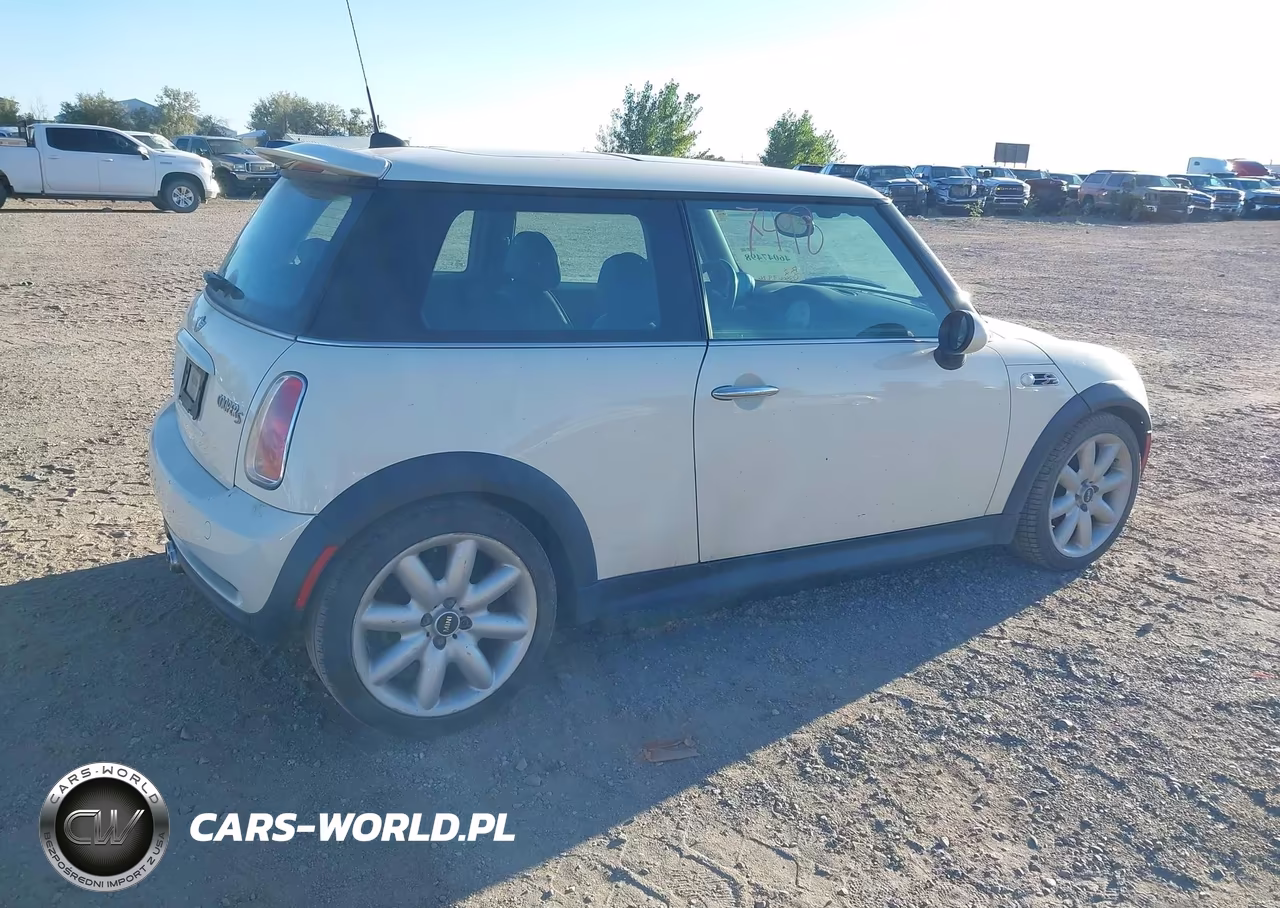2006 Mini Cooper S VIN:WMWRE33516TJ35526 - 4