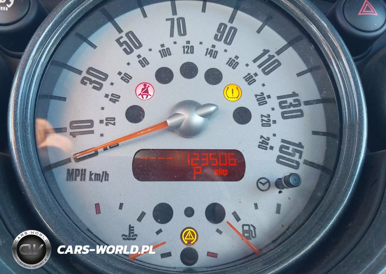 2006 Mini Cooper S VIN:WMWRE33516TJ35526 - 7