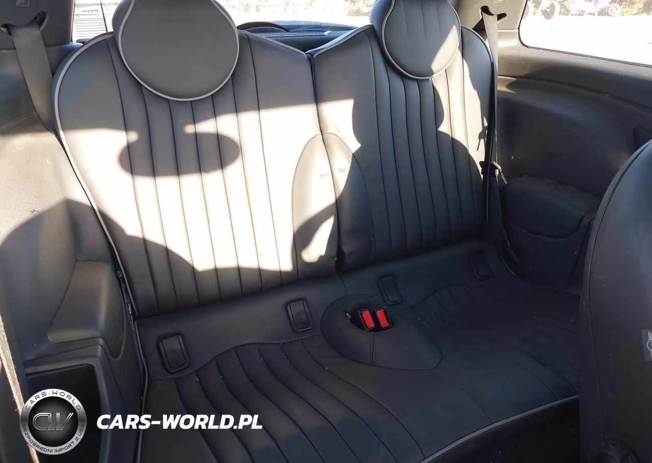 2006 Mini Cooper S VIN:WMWRE33516TJ35526 - 8