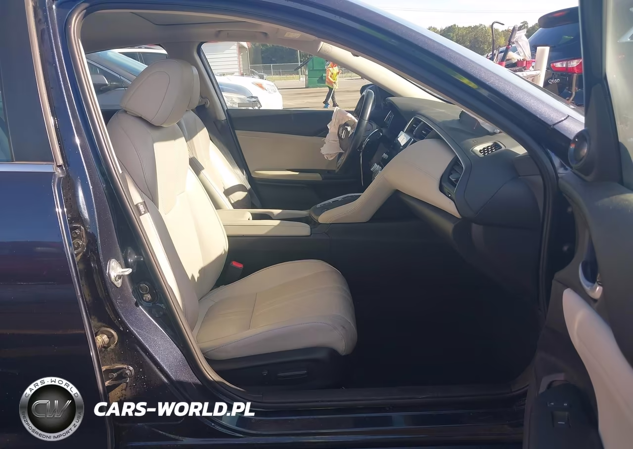 2021 Honda Insight Touring VIN:19XZE4F98ME007393 - 5