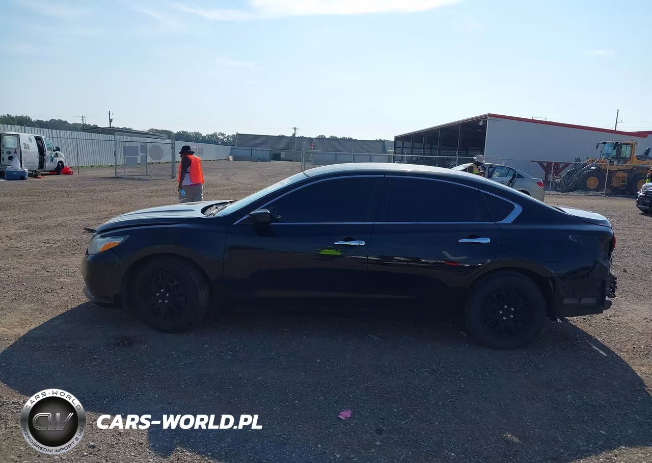 2018 Nissan Altima 2.5 S VIN:1N4AL3AP8JC274190 - 15