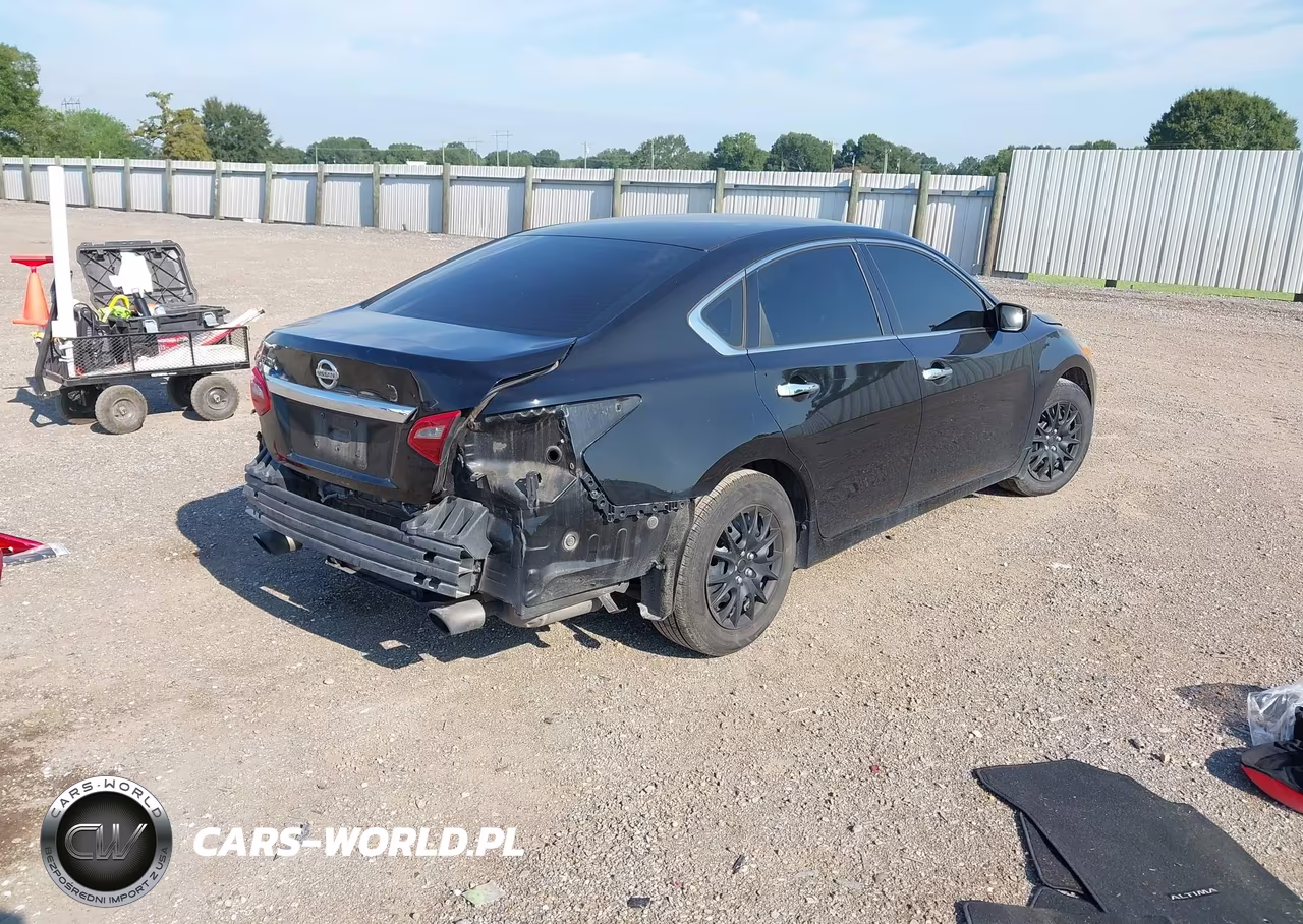 2018 Nissan Altima 2.5 S VIN:1N4AL3AP8JC274190 - 4