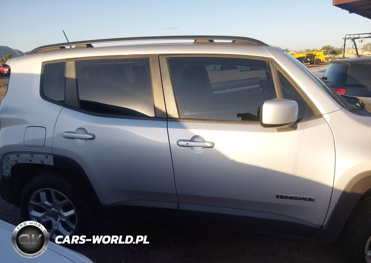 2017 Jeep Renegade Latitude 4X4 VIN:ZACCJBBB1HPG28207 - 13