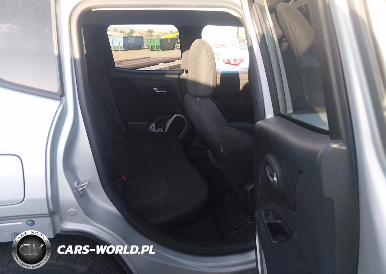 2017 Jeep Renegade Latitude 4X4 VIN:ZACCJBBB1HPG28207 - 8