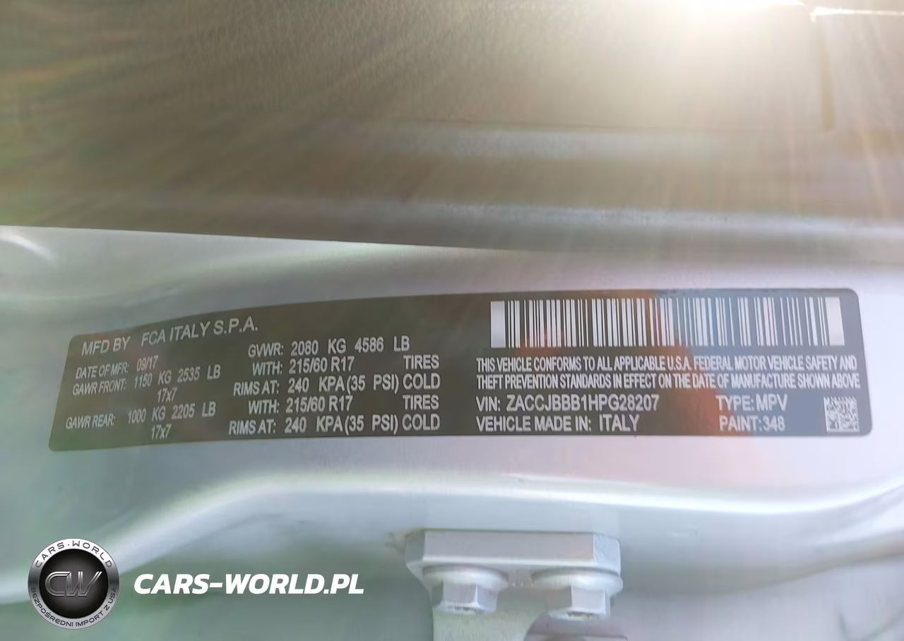 2017 Jeep Renegade Latitude 4X4 VIN:ZACCJBBB1HPG28207 - 9