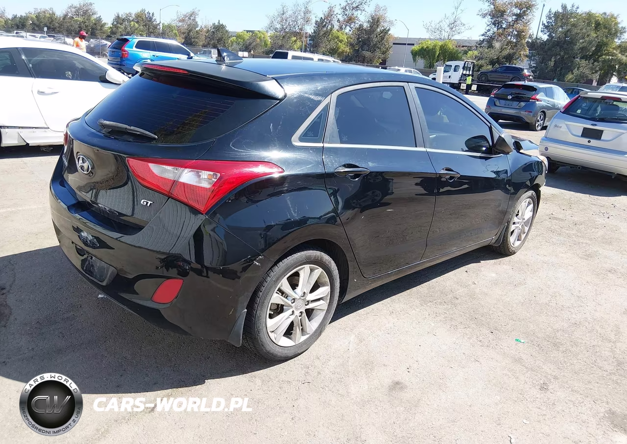 2013 Hyundai Elantra Gt VIN:KMHD35LE8DU128543 - 4