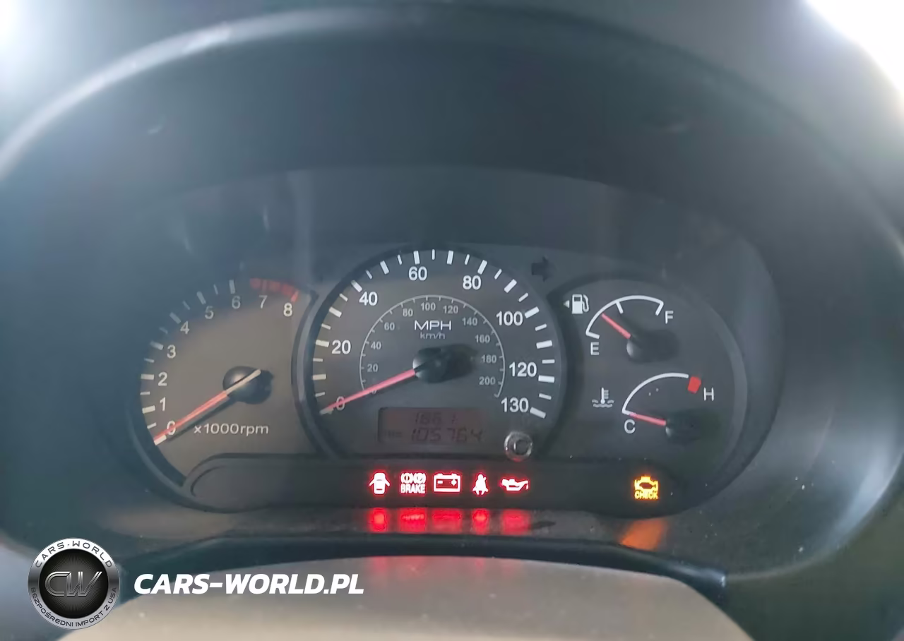 2005 Hyundai Accent Gls VIN:KMHCG45CX5U656883 - 7