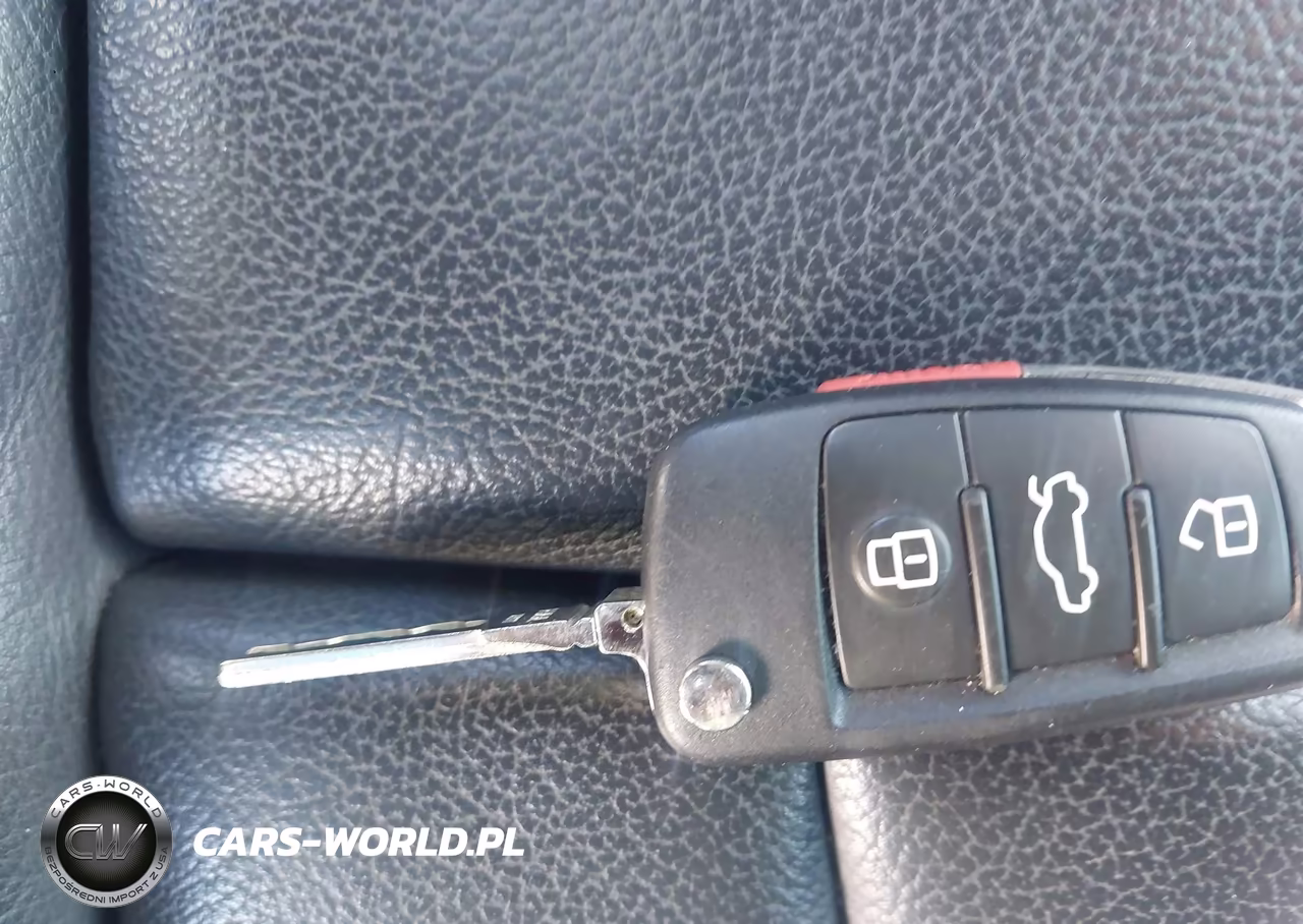 2015 Audi A3 2.0T Premium VIN:WAU3FLFF5F1026473 - 11