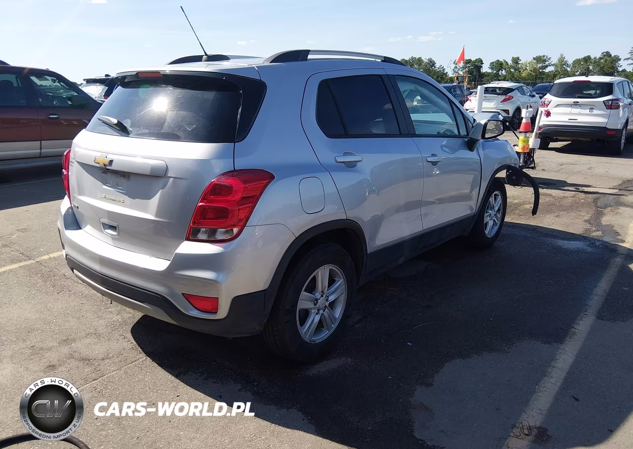 2021 Chevrolet Trax Fwd Lt VIN:KL7CJLSB3MB310175 - 4