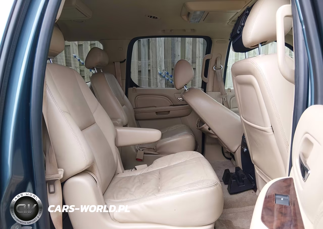 2010 Cadillac Escalade Esv Premium VIN:1GYUKJEF0AR184703 - 8