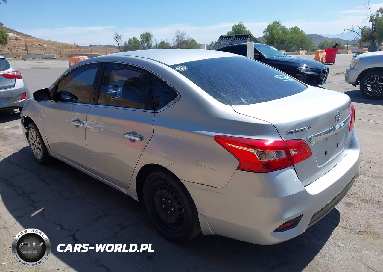 2016 Nissan Sentra S VIN:3N1AB7AP4GL682092 - 3