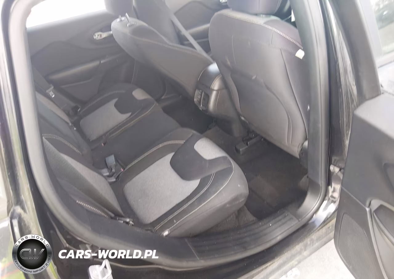 2014 Jeep Cherokee Sport VIN:1C4PJLAB5EW322117 - 8