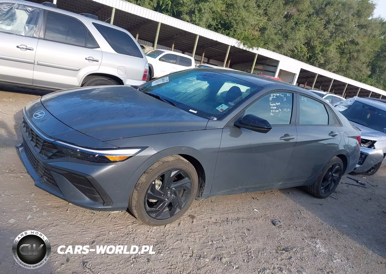 2026 Hyundai Elantra Sel Sport VIN:KMHLM4DG6TU205542 - 14