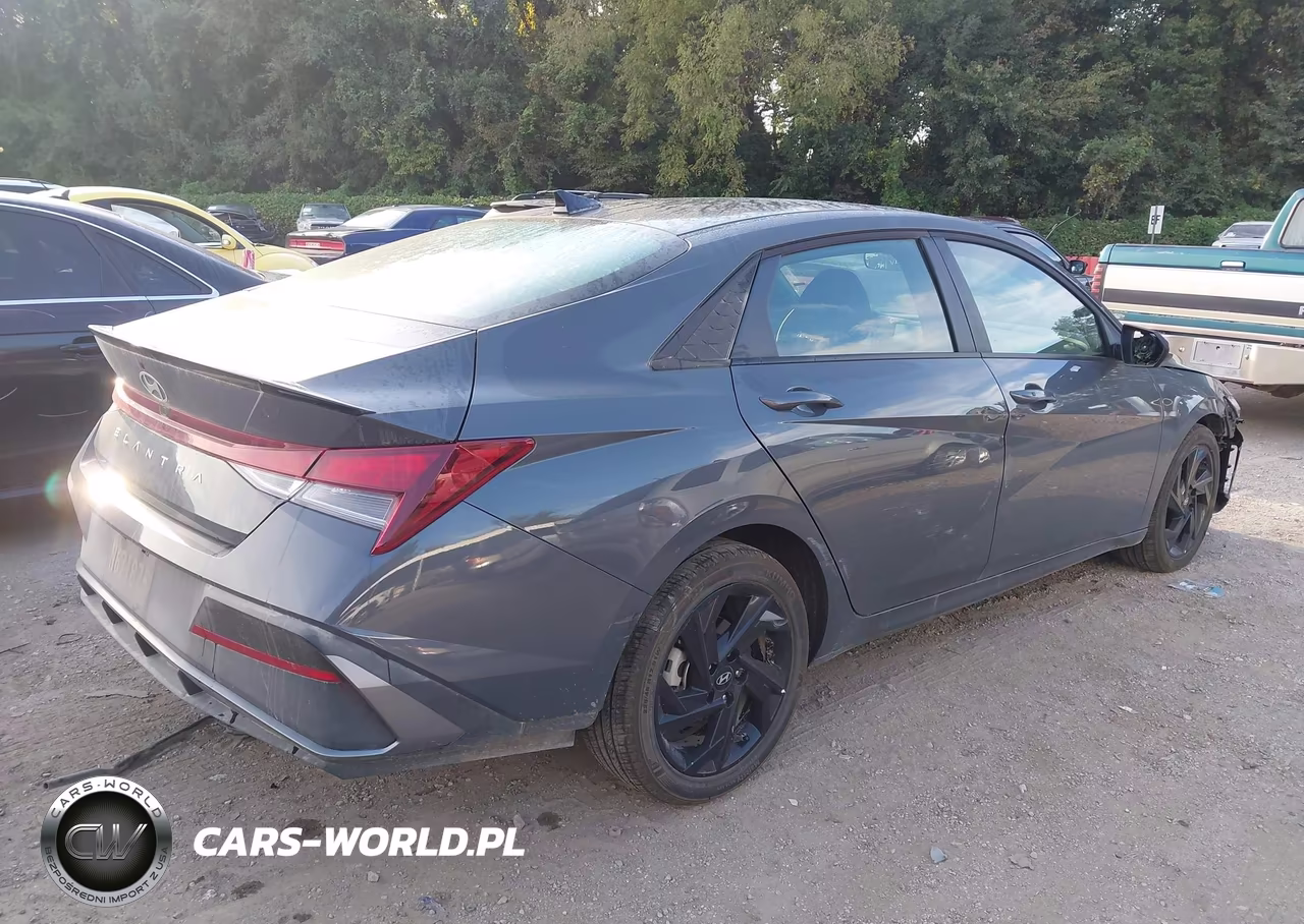 2026 Hyundai Elantra Sel Sport VIN:KMHLM4DG6TU205542 - 4