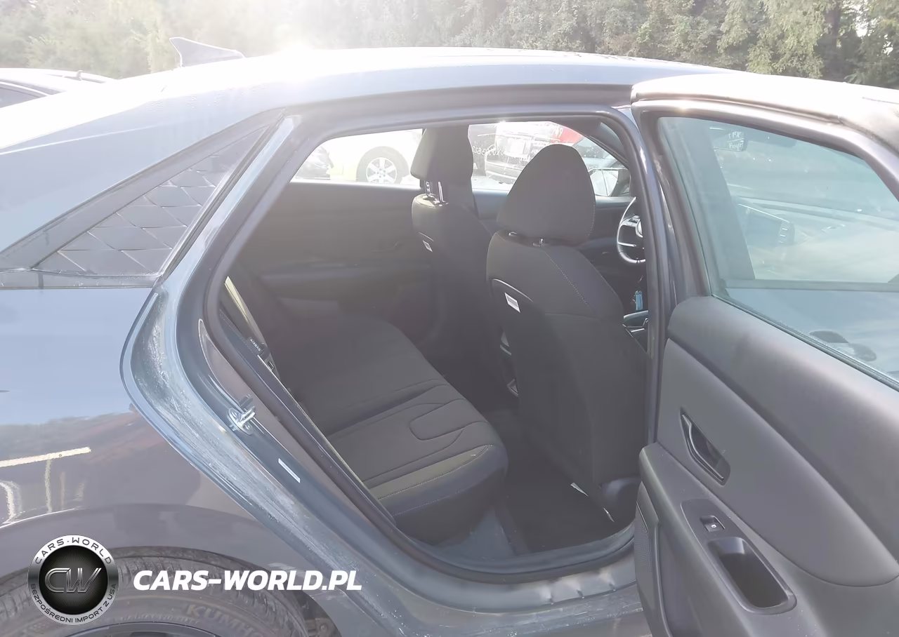 2026 Hyundai Elantra Sel Sport VIN:KMHLM4DG6TU205542 - 8