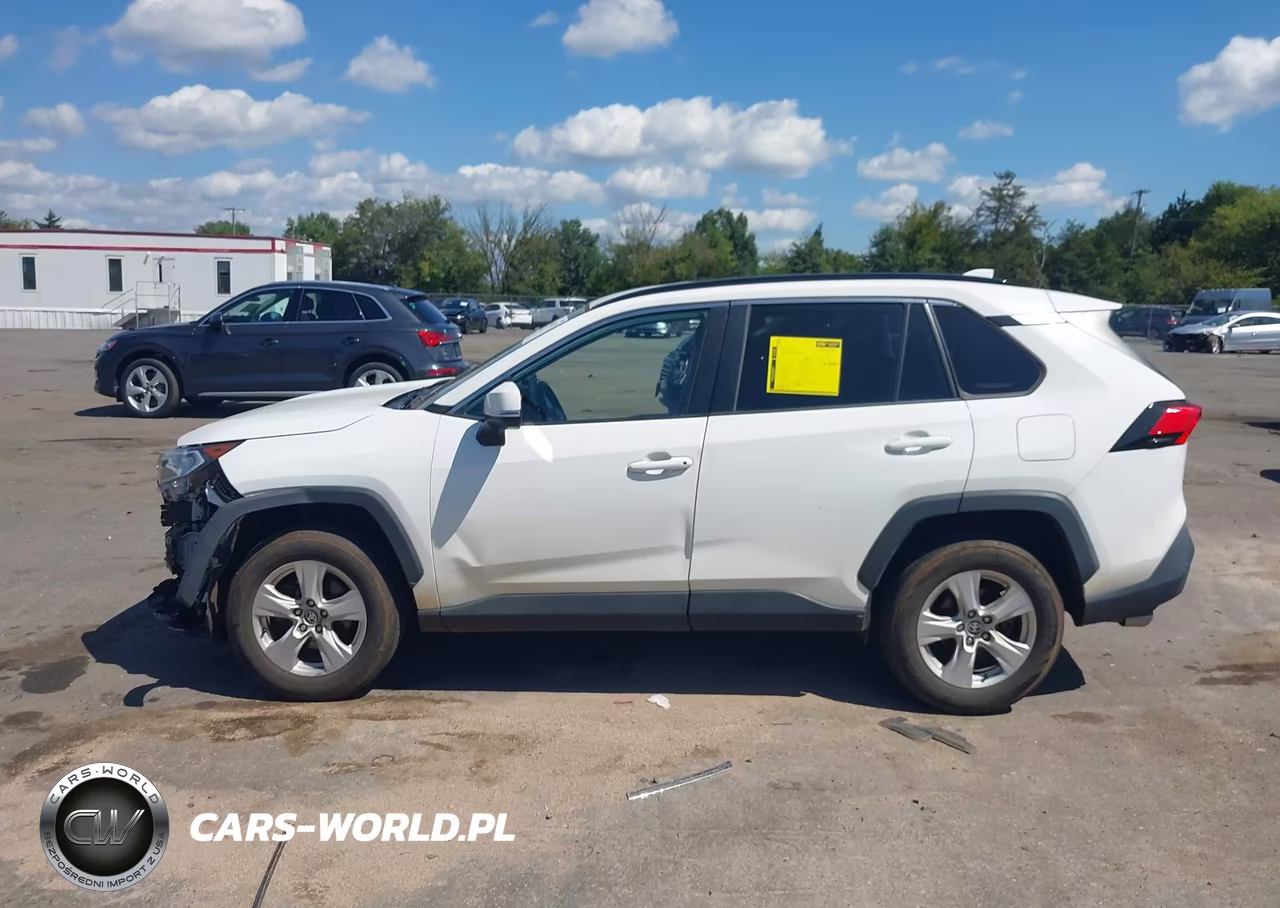 2021 Toyota Rav4 Xle VIN:2T3P1RFV2MC210296 - 14