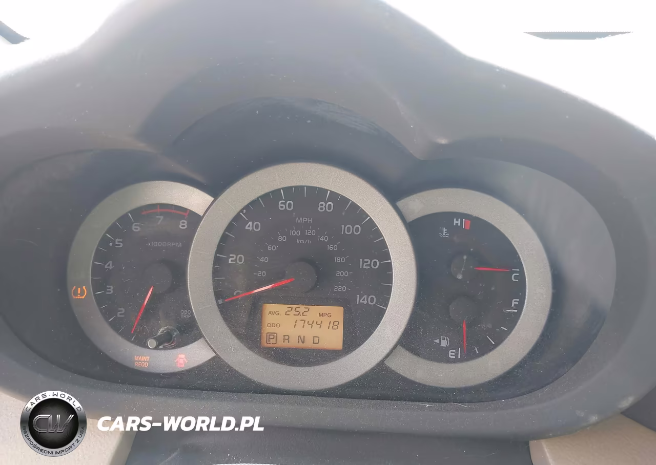 2011 Toyota Rav4 VIN:2T3ZF4DV9BW078374 - 7