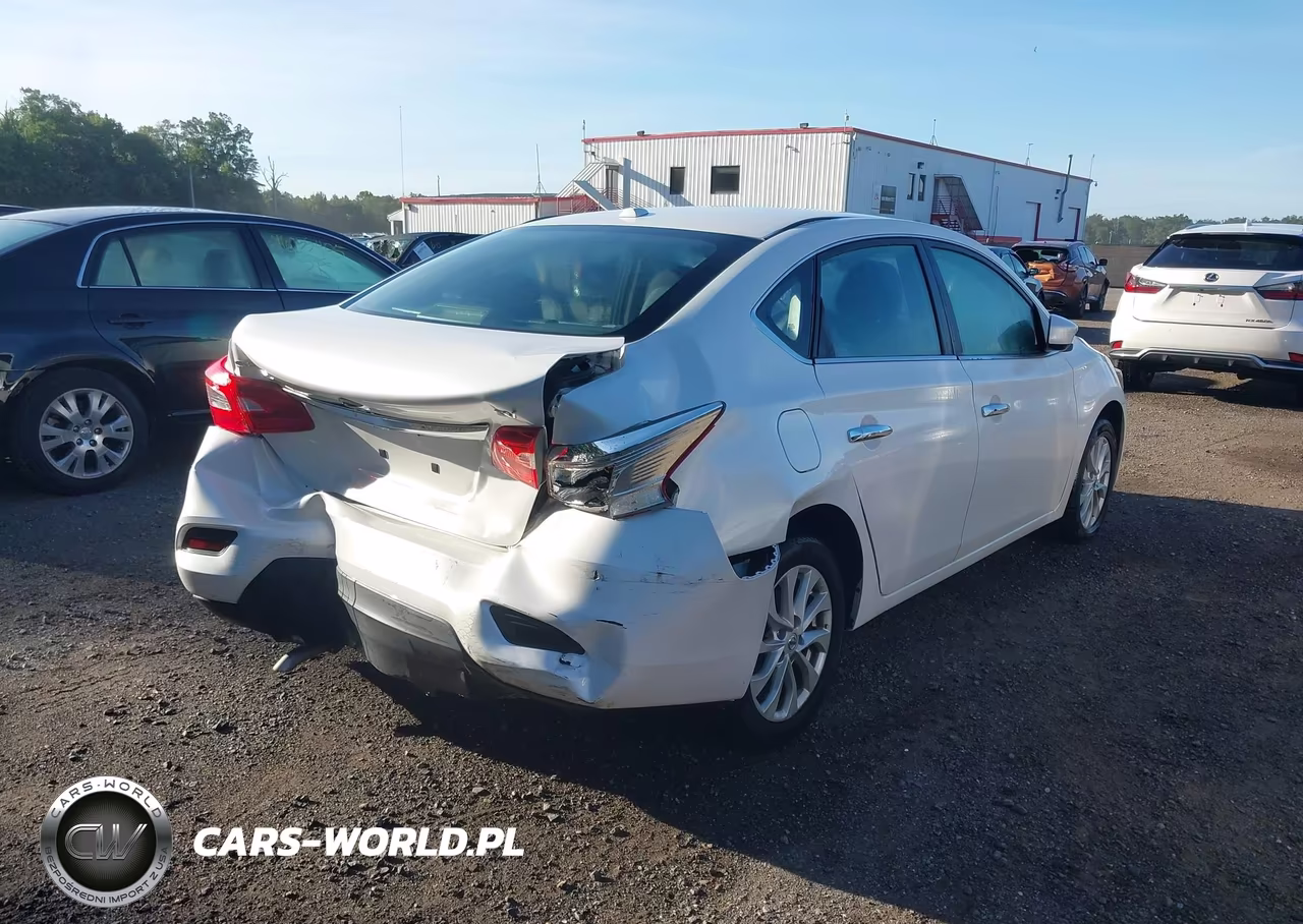 2018 Nissan Sentra Sv VIN:3N1AB7AP7JY346303 - 4