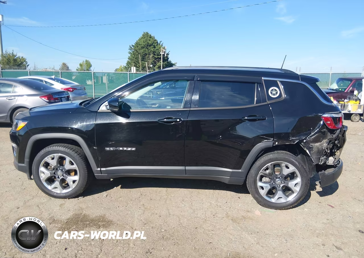 2018 Jeep Compass Limited 4X4 VIN:3C4NJDCB7JT396942 - 14