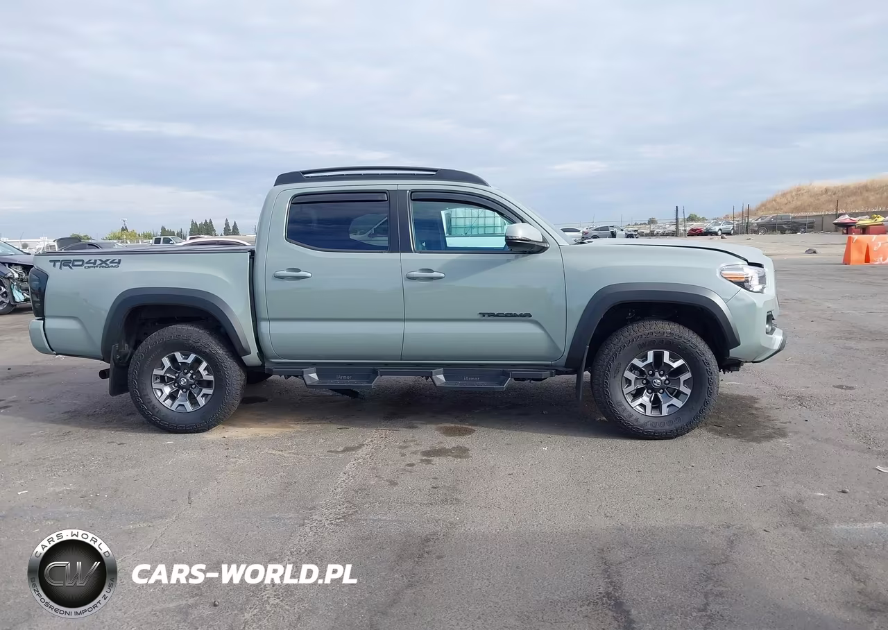 2023 Toyota Tacoma Trd Off Road VIN:3TMCZ5AN0PM590900 - 13