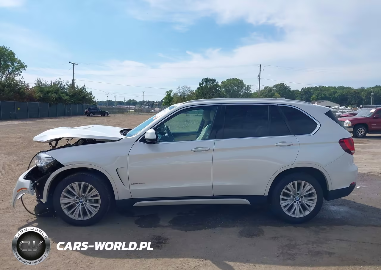 2017 BMW X5 xDrive35I VIN:5UXKR0C3XH0V80453 - 14