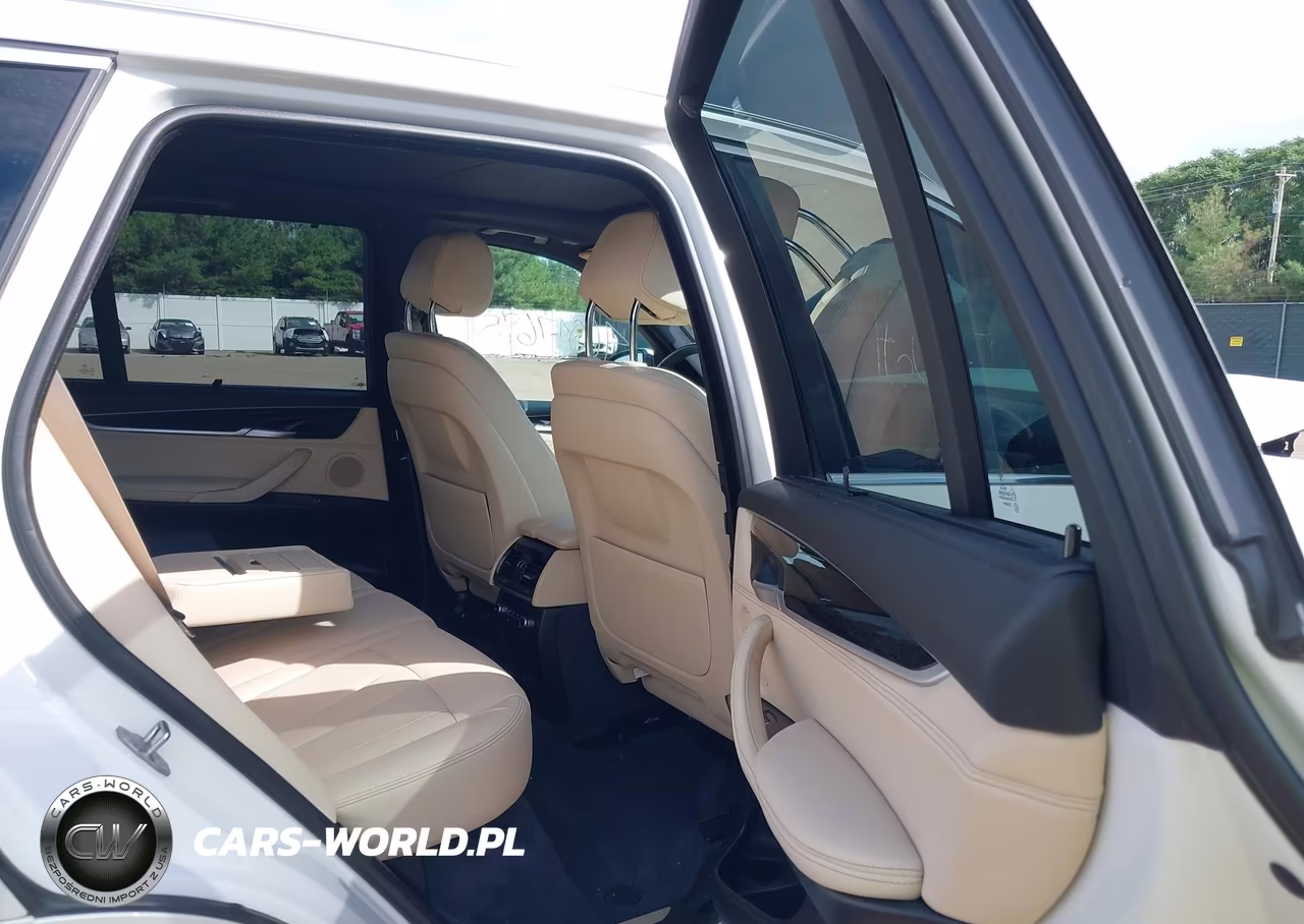 2017 BMW X5 xDrive35I VIN:5UXKR0C3XH0V80453 - 8