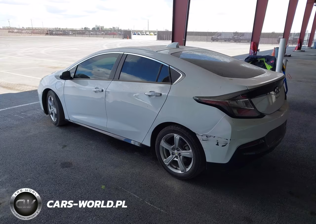 2018 Chevrolet Volt Lt VIN:1G1RC6S57JU156162 - 3