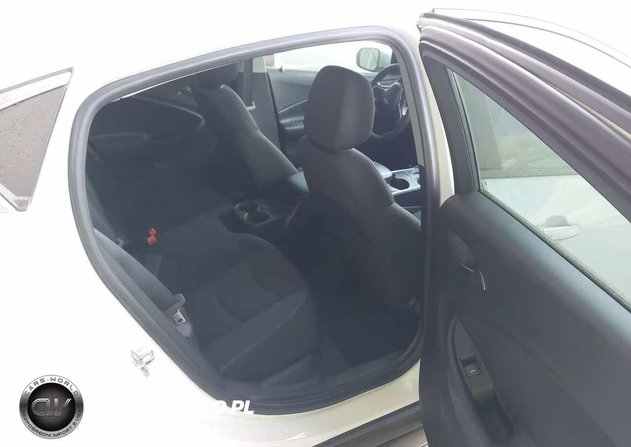 2018 Chevrolet Volt Lt VIN:1G1RC6S57JU156162 - 8