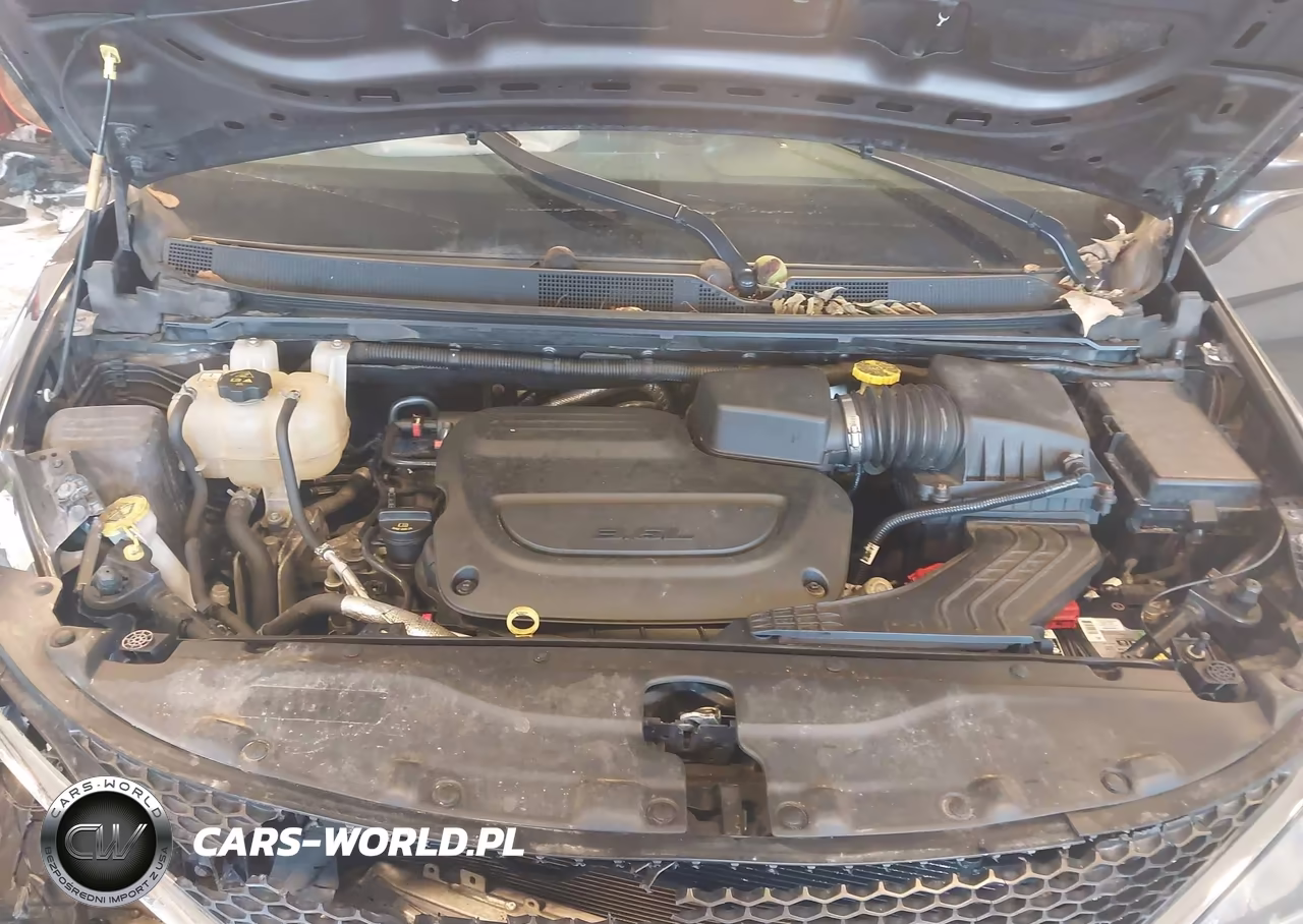 2019 Chrysler Pacifica Touring Plus VIN:2C4RC1FG6KR559442 - 10