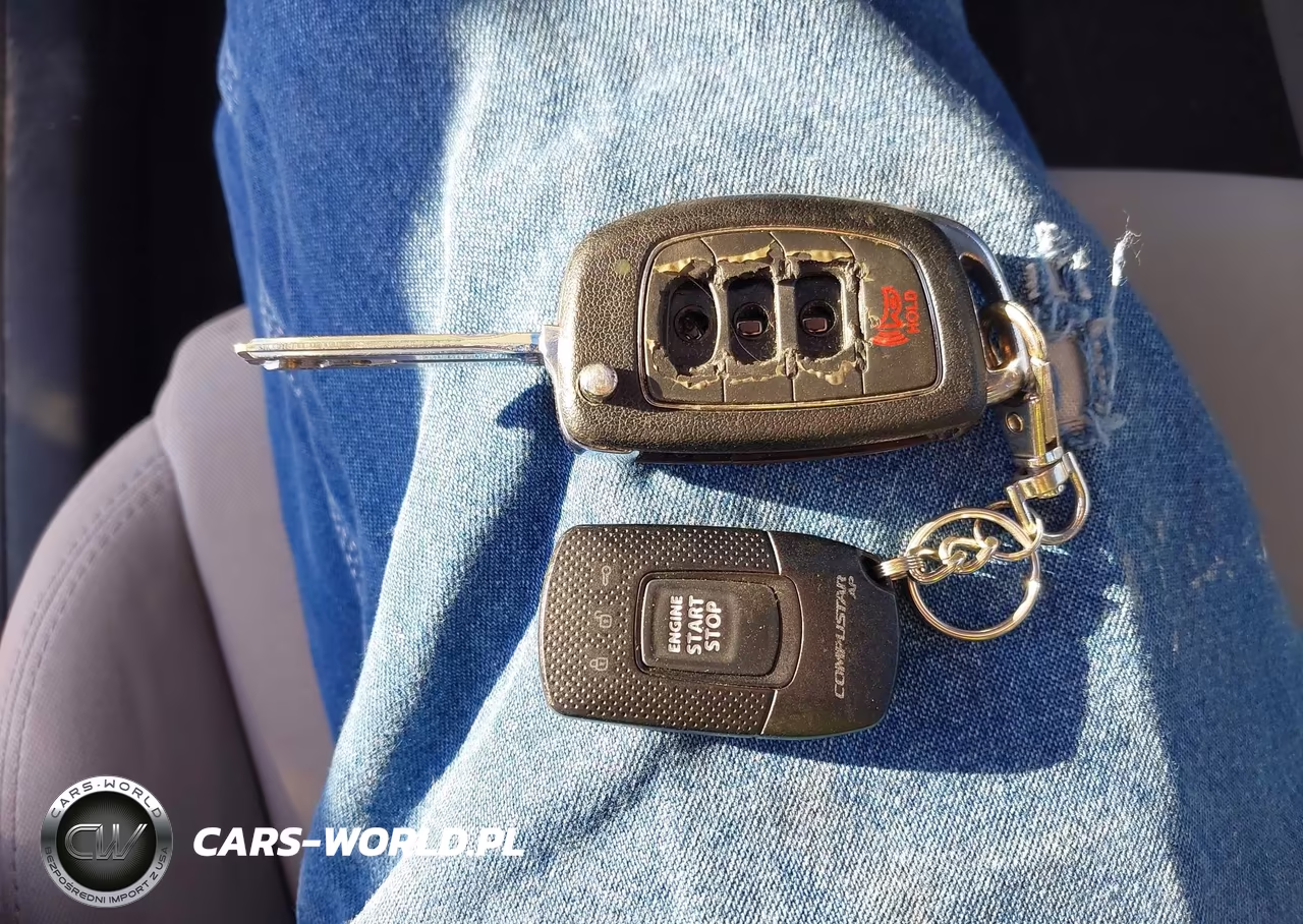 2016 Hyundai Sonata VIN:5NPE24AF8GH419012 - 11