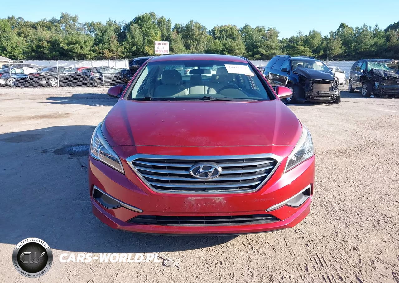 2016 Hyundai Sonata VIN:5NPE24AF8GH419012 - 12