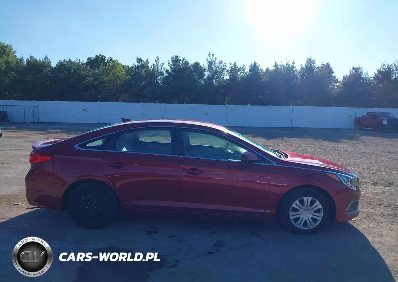 2016 Hyundai Sonata VIN:5NPE24AF8GH419012 - 13